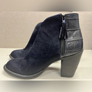 Lucchese Alligator & Haircalf Ankle Bootie - Gently Used Condition